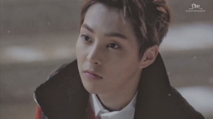 EXO_12-- -- (Miracles in December)_Music Video (Korean ver.) - YouTube.mp4_snapshot_03.29_[2013.12.05_11.34.42]